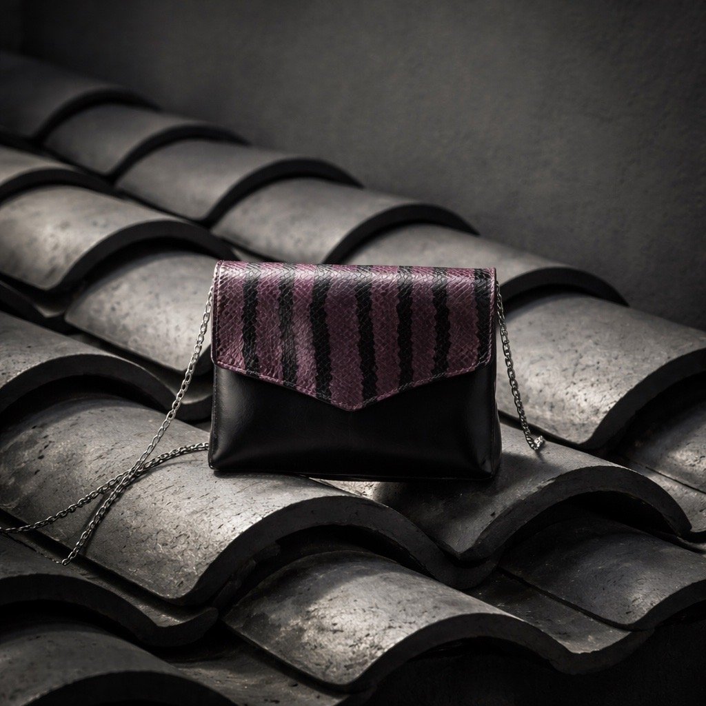 Sac soirée enveloppe serpent violine
