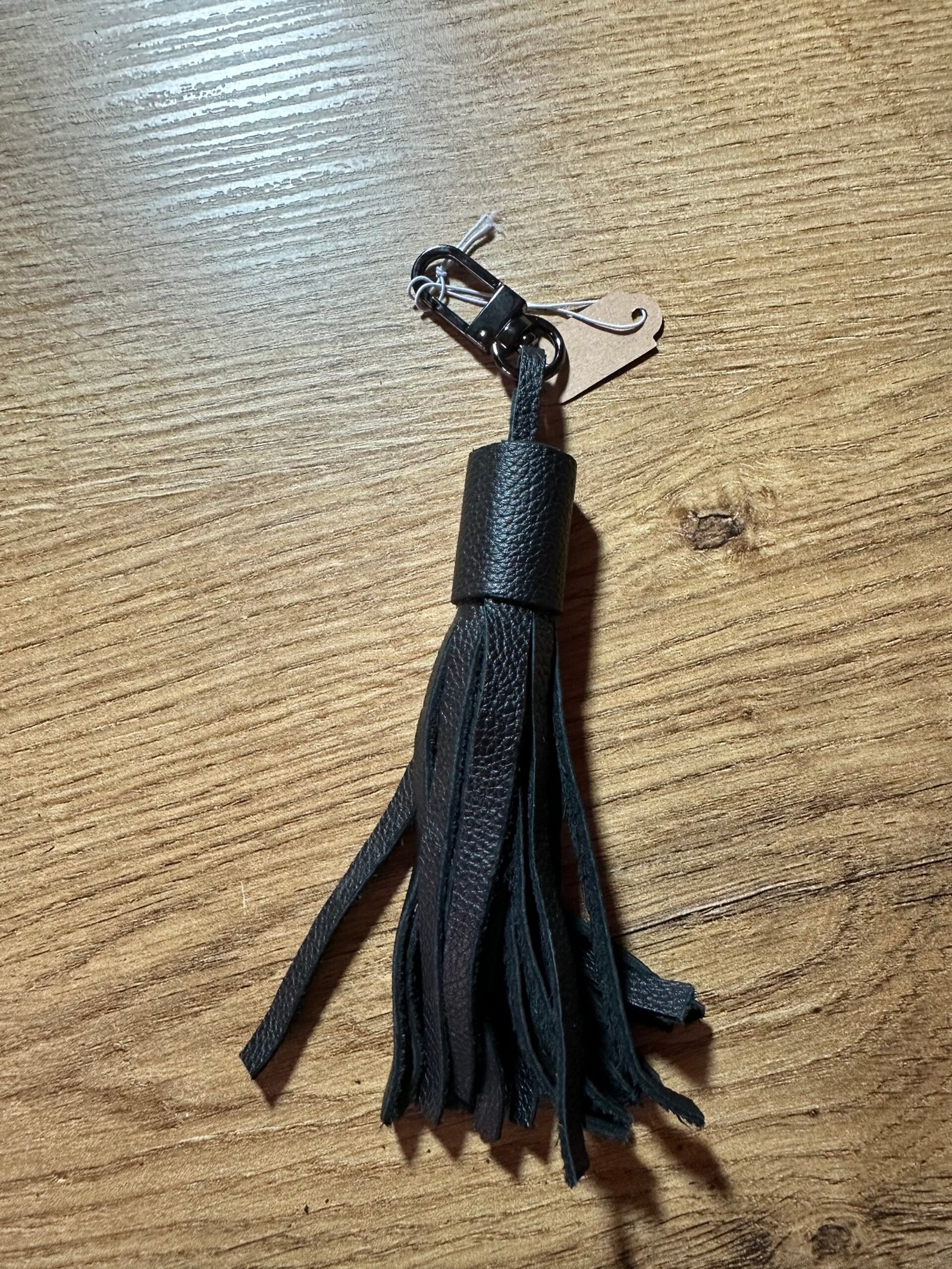 Porte Clé pompons cuir – Image 7