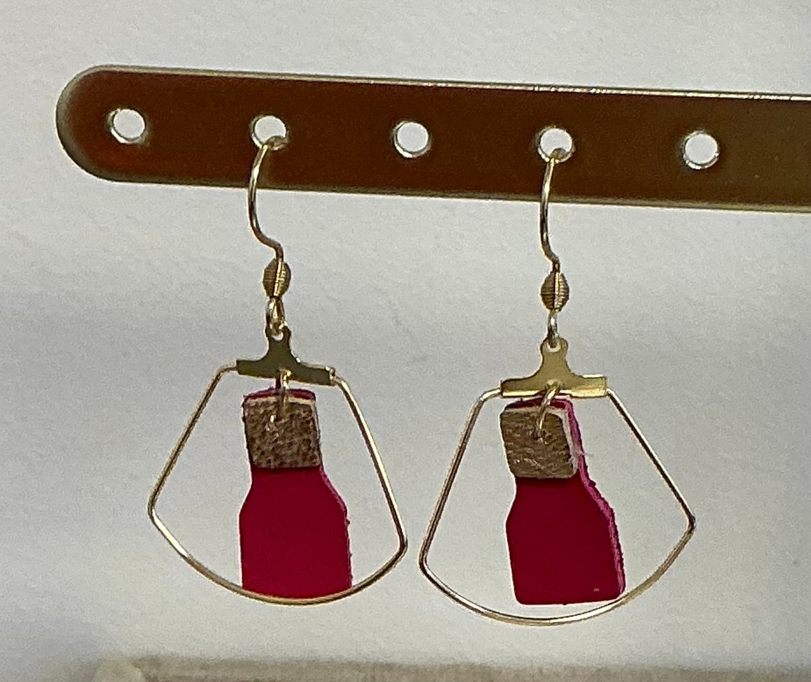 Boucles d’oreilles en cuir faites main – Plusieurs tailles, formes et coloris disponibles – Image 3