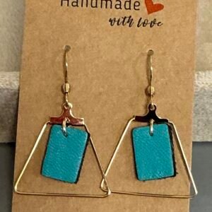 Boucles d’oreilles en cuir faites main – Plusieurs tailles, formes et coloris disponibles
