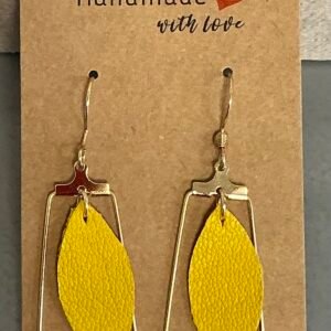 Boucles d’oreilles en cuir faites main – Plusieurs tailles, formes et coloris disponibles