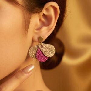 Boucles d’oreilles en cuir faites main – Plusieurs tailles, formes et coloris disponibles